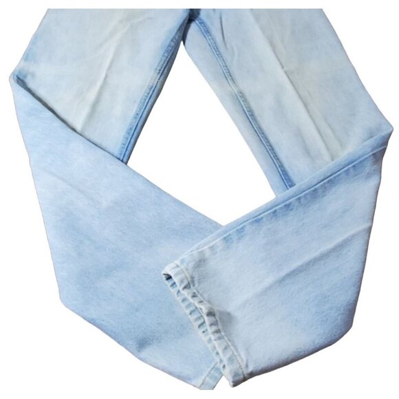 Vintage Arizona Light Wash High-Waisted Mom Jeans Size 9 Average - Picture 6 of 9